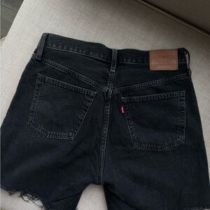 Levi's Black Denin Shorts - mid thigh